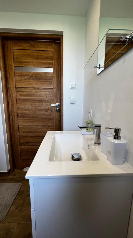 Appartamento Styry Pory Roku Groń Esterno foto
